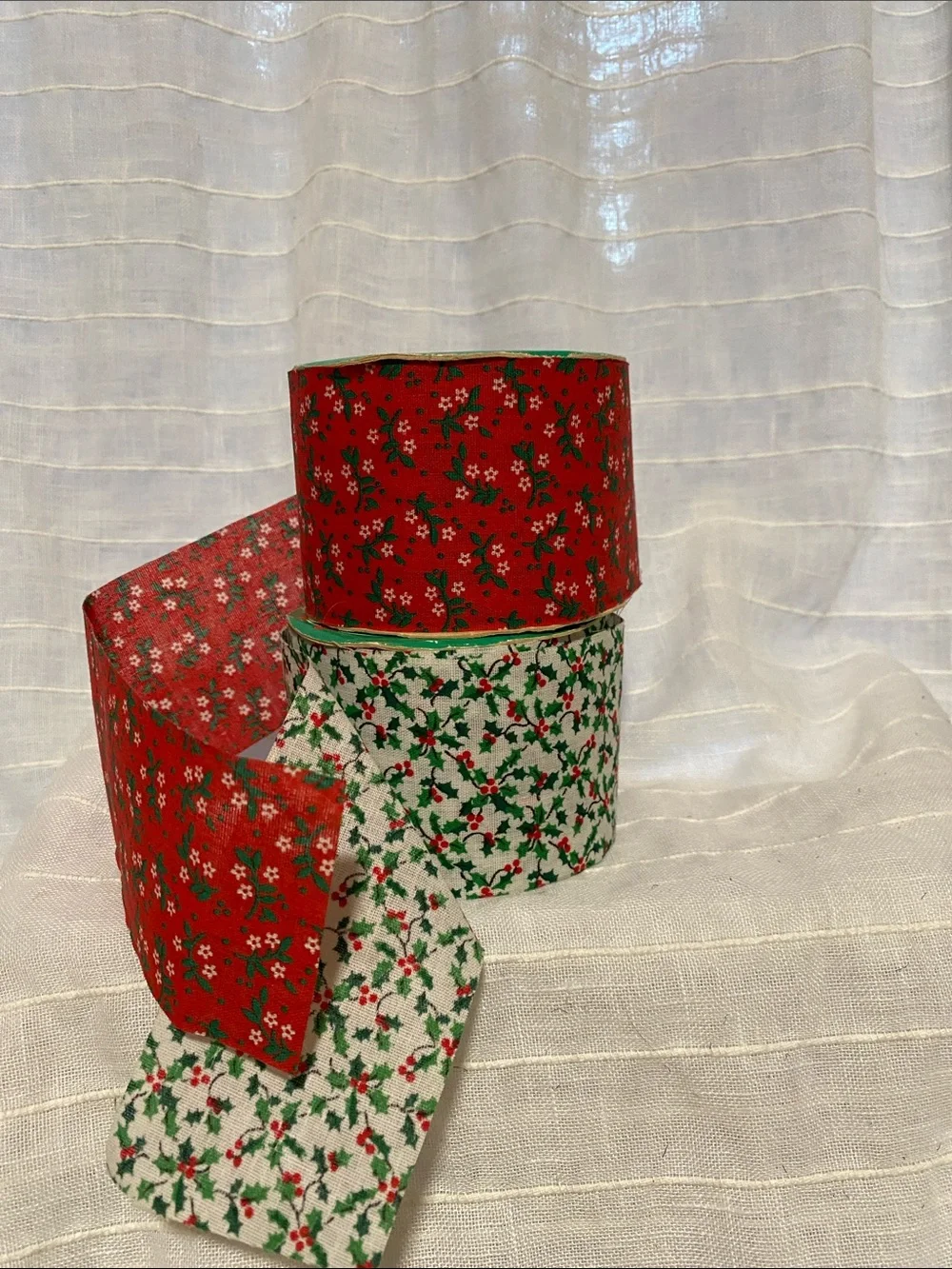 Festive Holly Print Ribbon - Red & White